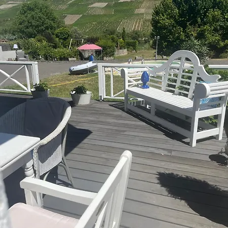 Wohnen Direkt An Mosel Und Goldbach *