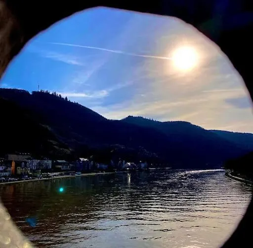 Wohnen Direkt An Mosel Und Goldbach * Bernkastel-Kues